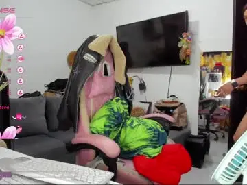 Chaturbate Free Live Porn of laurencesophiets