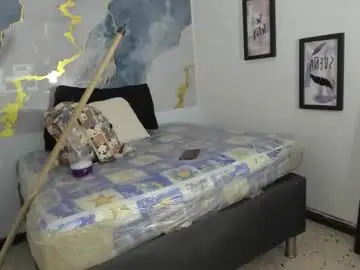 Chaturbate Live Porn of logan_peach5