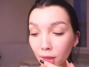 Chaturbate Live Sex Cam of blue_bow