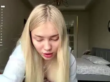 Chaturbate Free Porn Cam of blue_bow