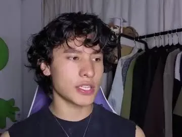 Chaturbate Live Sex of j_u_p_i_t_e_r