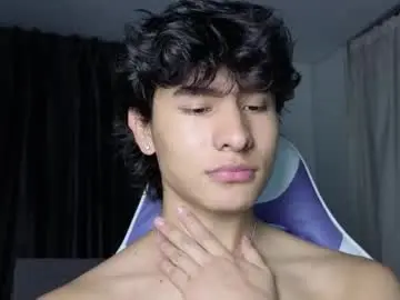 Chaturbate Live Porn of j_u_p_i_t_e_r