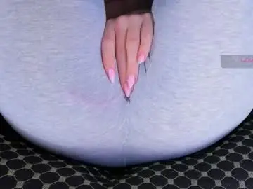 Chaturbate Adult Video Chat of love_hard_kiru