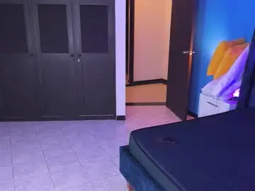 Chaturbate Adult Webcams of issa_clark01