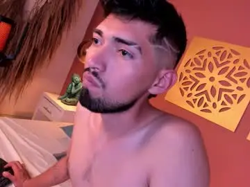 Chaturbate Live Sex Cam of lukee_jhonson