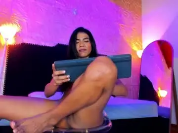 Chaturbate Nude Webcam of kimberly_gonzalez1