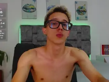 Chaturbate Adult Video Chat of skinny_bigcock20