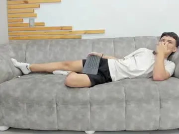 Chaturbate Nude Webcam of bless_my_neighbor
