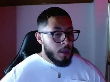 Chaturbate Sex Cam of muscle_cock32