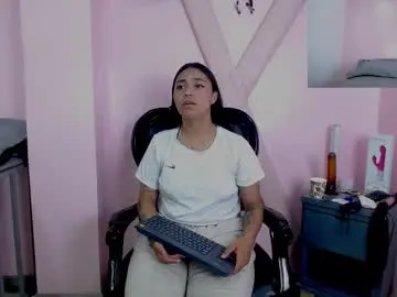 Chaturbate Live Sex Cam of samantha_clea