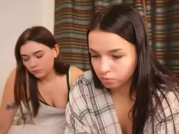 Chaturbate Live Sex Cam of sinfulduo0