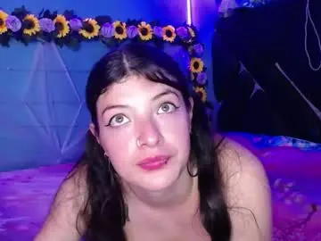 Chaturbate Live Sex Cam of teddy_n_hottie