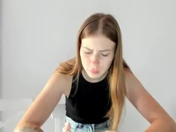 Chaturbate Adult Webcams of vikky_s11