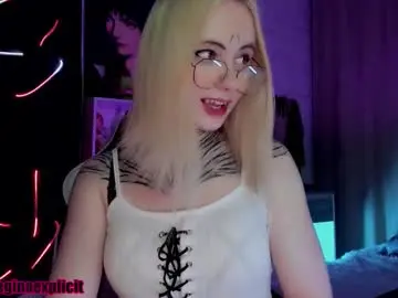 Chaturbate Watch Live Sex Cams of snake_bites