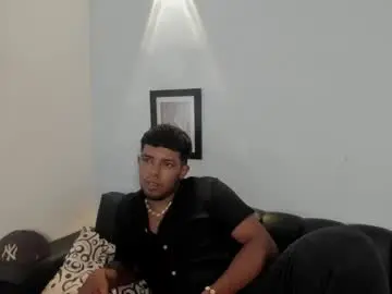 Chaturbate Live Porn of alucard_smith_