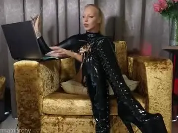 Chaturbate Live Sex Cam of marthahoffman