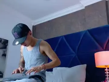 Chaturbate Best live sex cam show of tylerlee_
