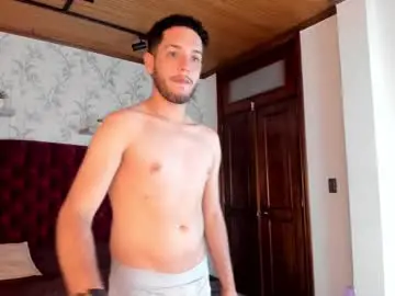 Chaturbate Live Sex of aidenclark_