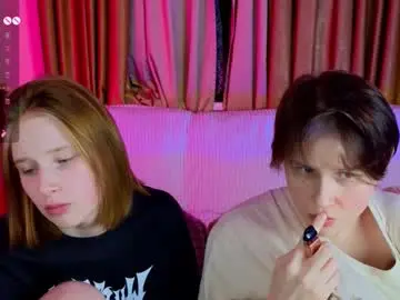 Chaturbate Free Porn Cam of berry_assortment