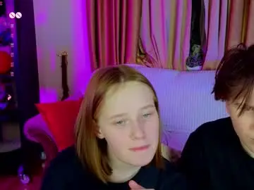 Chaturbate Best live sex cam show of berry_assortment