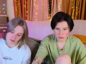 Chaturbate Adult Video Chat of berry_assortment