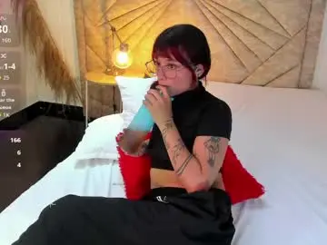 Chaturbate Free Porn Cam of emmaduff_