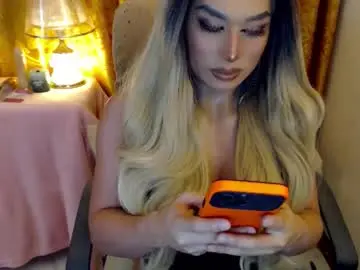 Chaturbate Live Sex of yourmistressofevil_isback