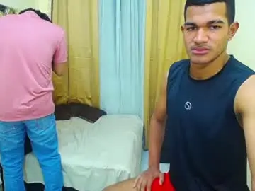 Chaturbate Best live sex cam show of hugecock_twinks