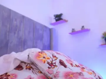 Chaturbate Best live sex cam show of lara_giraldo