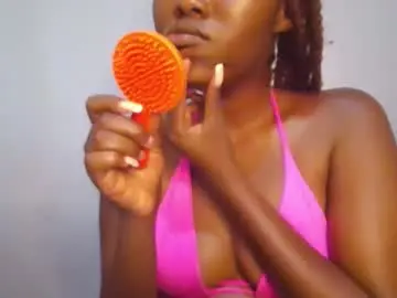 Chaturbate Adult Video Chat of lovelyy_dreams