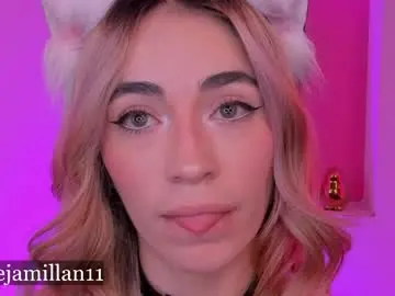 Chaturbate Best live sex cam show of alejamillan1