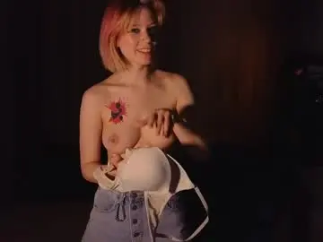 Chaturbate Watch Live Sex Cams of too_cute_blonde_girl