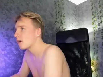 Chaturbate Live Sex Cam of alex__sweet