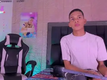 Chaturbate Best live sex cam show of dilam_alfonzo