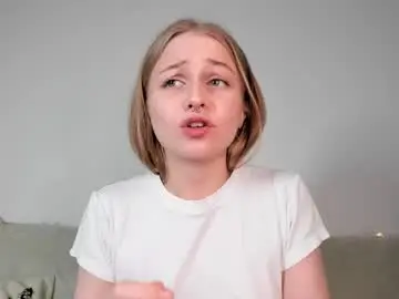 Chaturbate Live Porn of mia_meows