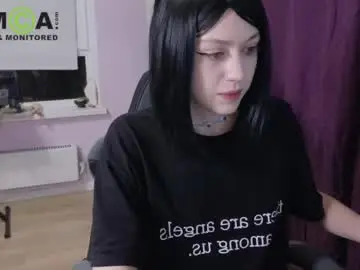 Chaturbate Live Sex Cam of queenofwandss