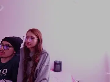 Chaturbate Free Live Porn of skinnys_couple_