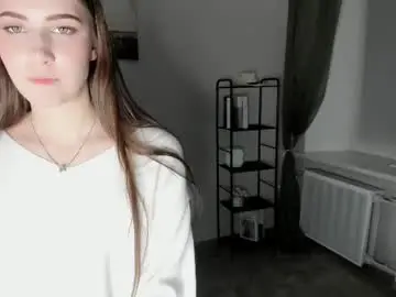 Chaturbate Adult Video Chat of suzy_pictures_