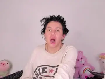 Chaturbate Adult Video Chat of yunahott_