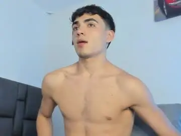 Chaturbate Best live sex cam show of allexserrano