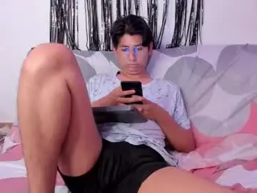 Chaturbate Nude Webcam of reylatino24