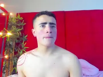 Chaturbate Live Sex Cam of salomon_jax