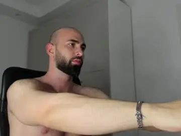 Chaturbate Live Sex Cam of michaelevansx