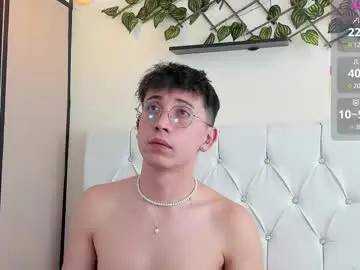 Chaturbate Best live sex cam show of naughty__chris