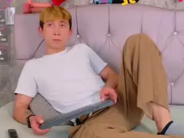 Chaturbate Adult Video Chat of naughty__chris