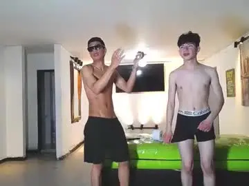 Chaturbate Adult Video Chat of gnecos