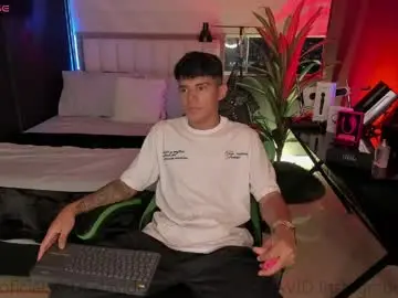 Chaturbate Adult Video Chat of jack_castell