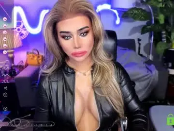 Chaturbate Live Sex Cam of misstressheavenly