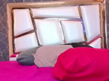 Chaturbate Watch Live Sex Cams of miistyrose