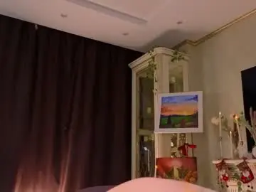 Chaturbate Live Sex Cam of quennacindy